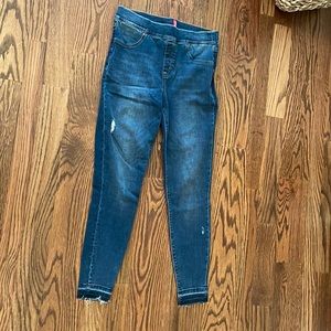 Spanx pull-on denim jegging
